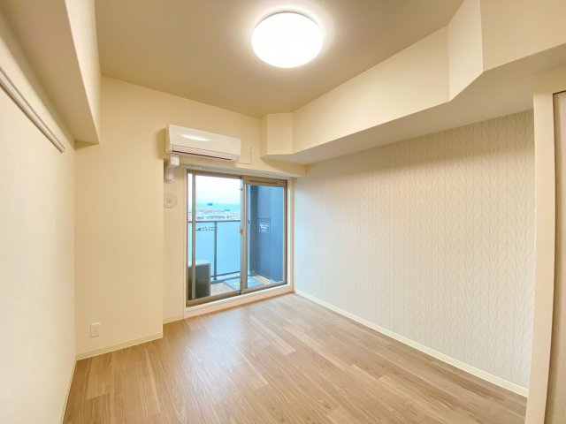 プレサンス上町台筆ヶ崎 NORTHの居間写真