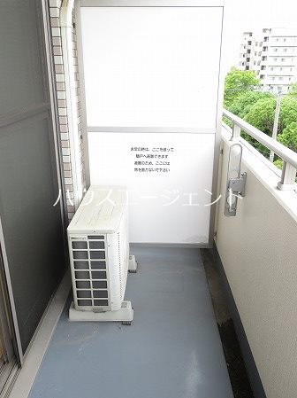 バルコニー　広めのバルコニーです※参考画像