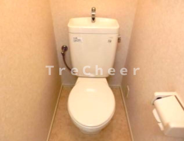 西武池袋線 椎名町駅 徒歩8分 2階建 築22年のトイレ写真