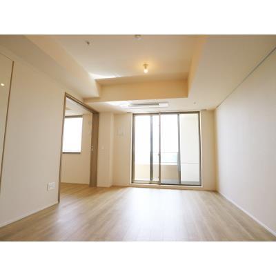 ＪＲ山手線 目黒駅 徒歩3分 40階建 築9年の居間写真
