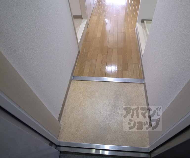メゾン・ド・ブランシェの玄関写真
