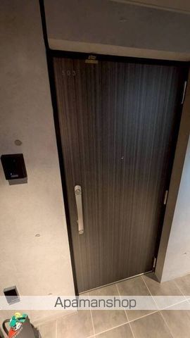 GRANPASEO成城学園前の玄関写真