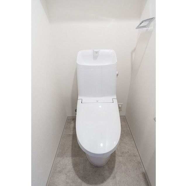 ベルファース駒沢三丁目のトイレ写真