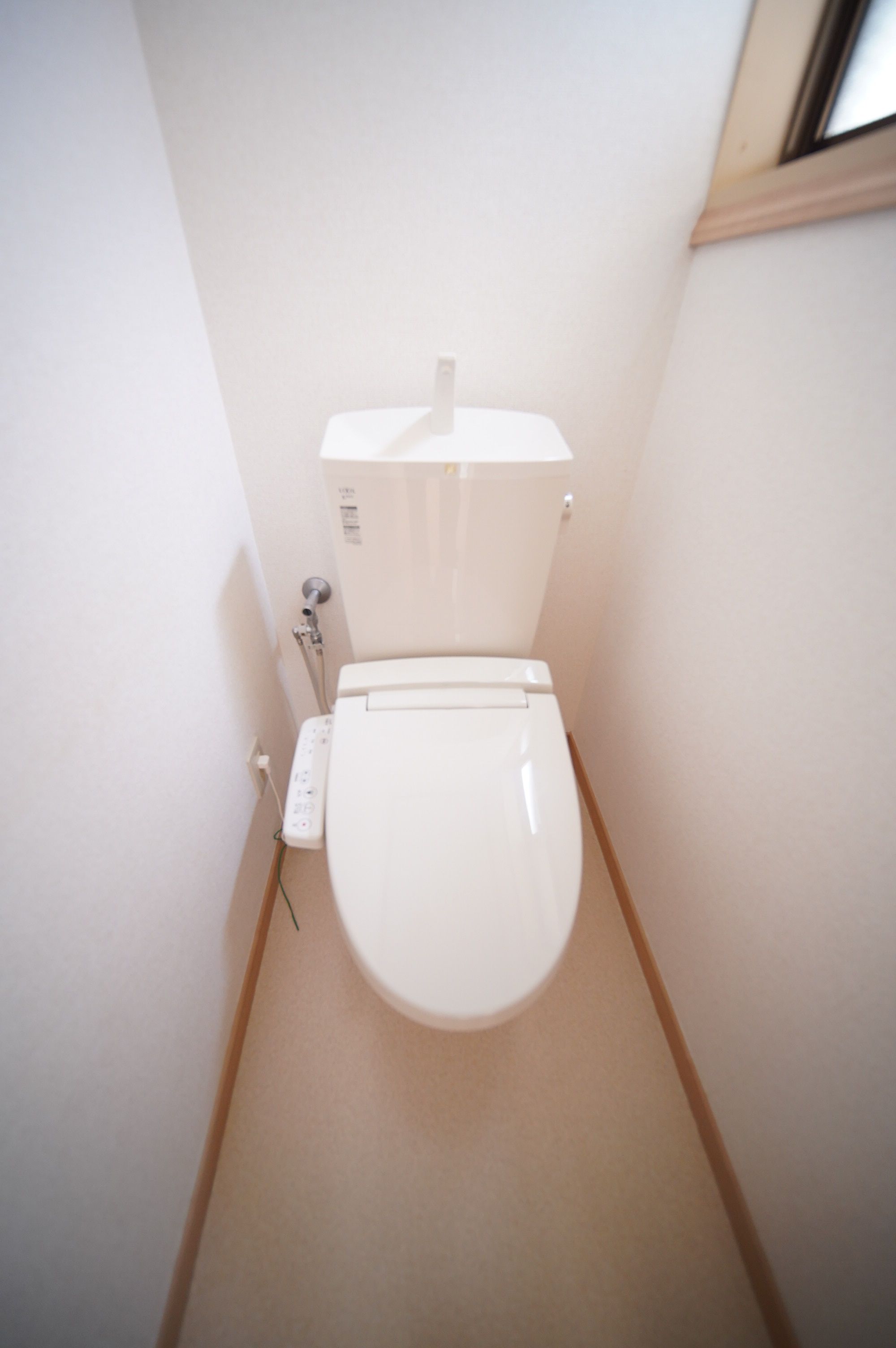 エスコーポ幸町 A棟のトイレ写真