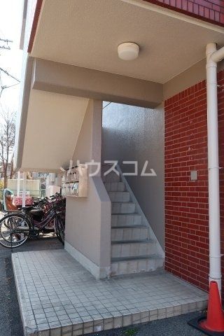 【名古屋市南区扇田町のマンションのロビー】