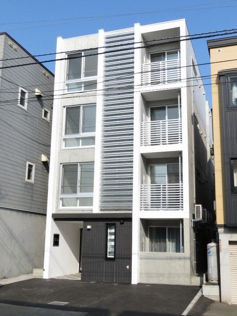建物外観　人気のデザイナーズマンションです☆