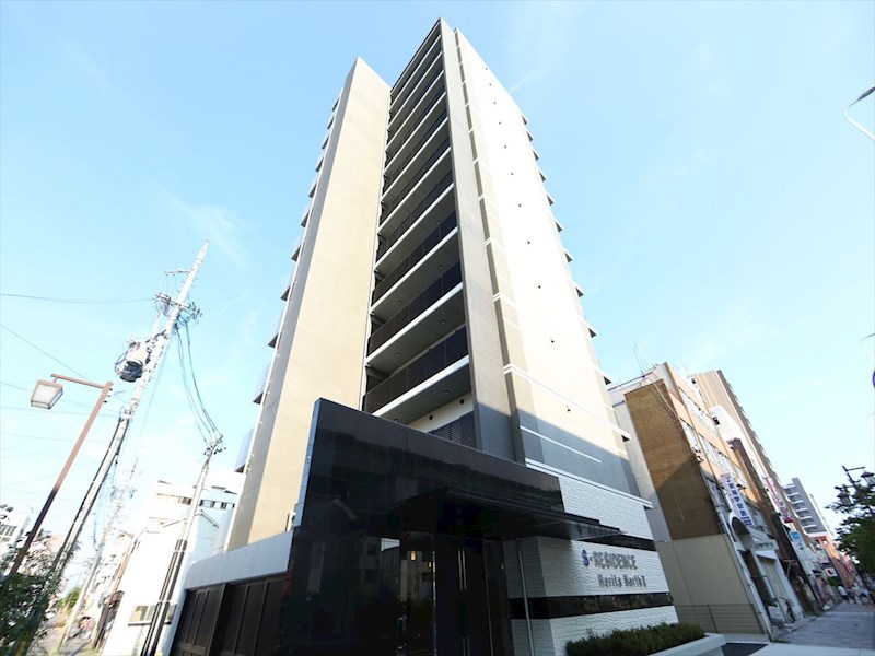 【名古屋市瑞穂区堀田通のマンションの建物外観】