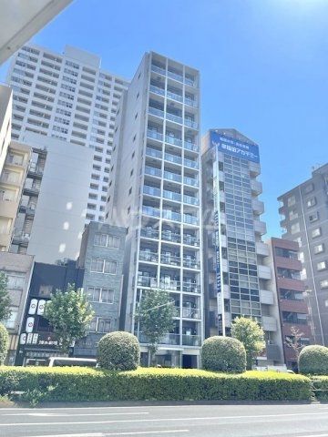 【墨田区江東橋のマンションの建物外観】