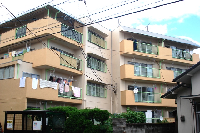 【仙台市青葉区小田原のマンションのスーパー】