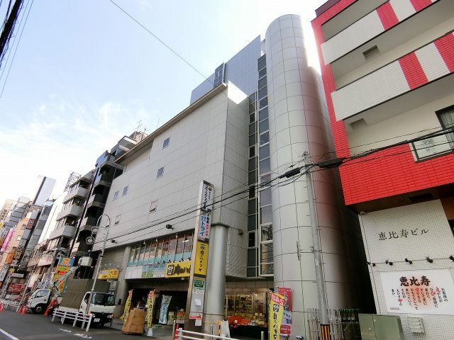 八王子市三崎町のマンションの建物外観