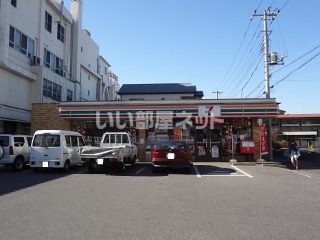 コンビニ　セブンイレブン松戸きよしヶ丘３丁目店（コンビニ）まで735m