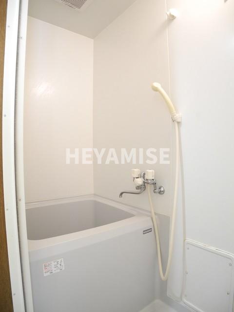 バス・シャワールーム　※反転間取りの別の階のお部屋の画像です※現況を優先します