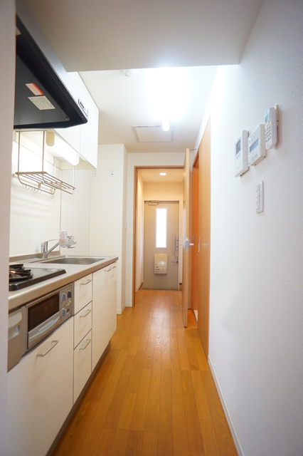 玄関　玄関から見たお部屋です☆