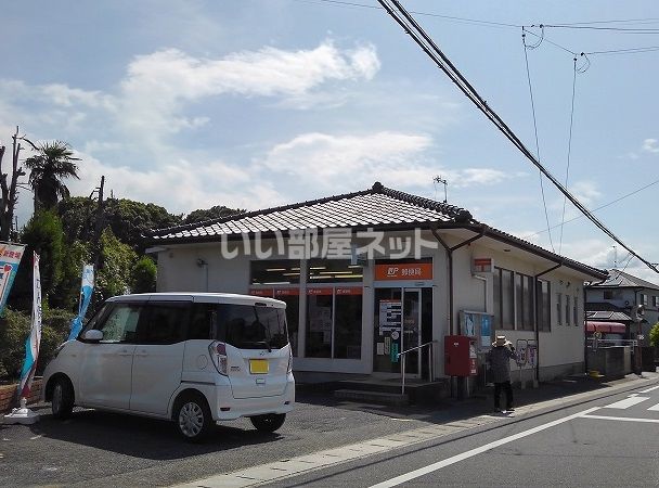 郵便局　新田原郵便局（郵便局）まで1163m