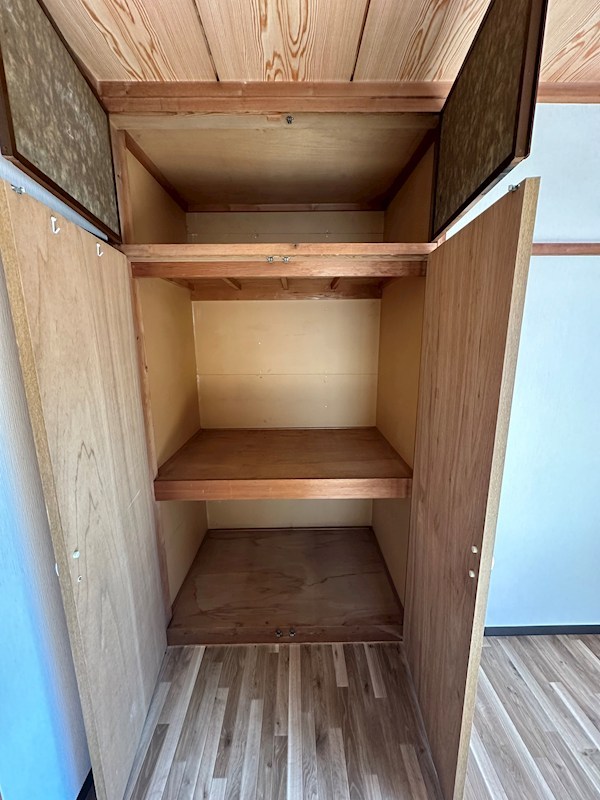 収納　奥行きたっぷり、暮らしスッキリ。