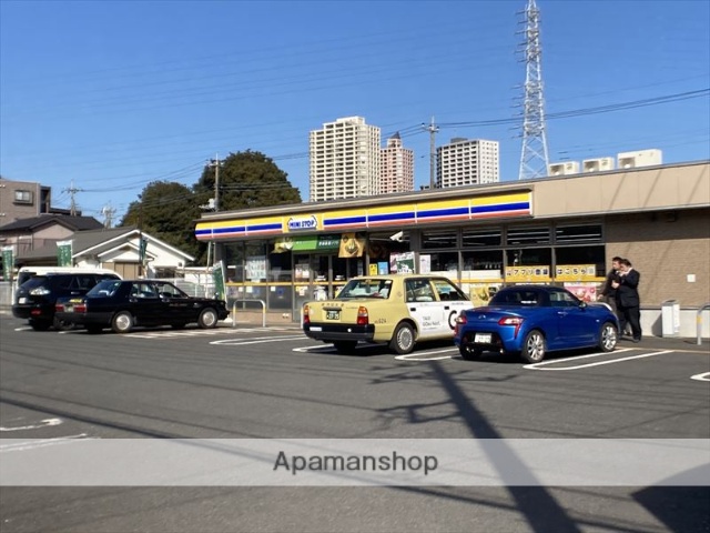 コンビニ　ミニストップ相模原橋本１丁目店（コンビニ）まで559m