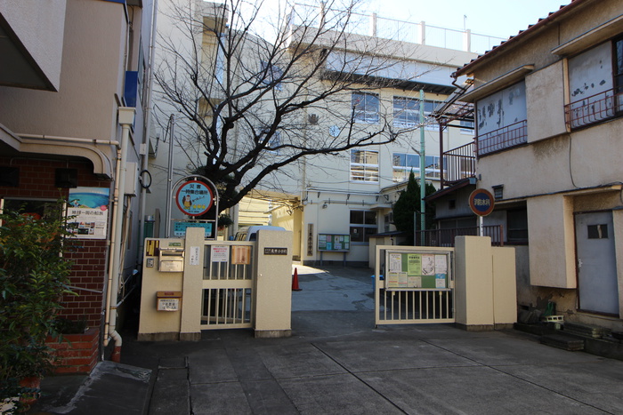 小学校　栗原小学校（小学校）まで409m