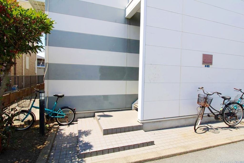 エントランス　エントランス