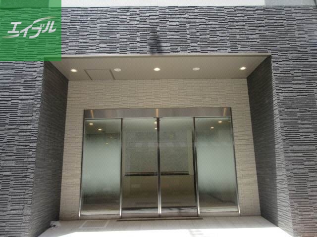 エントランス　エントランス部分