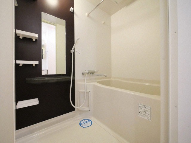 バス・シャワールーム　セレニテ梅田EST（セレニテ梅田エスト）　浴室