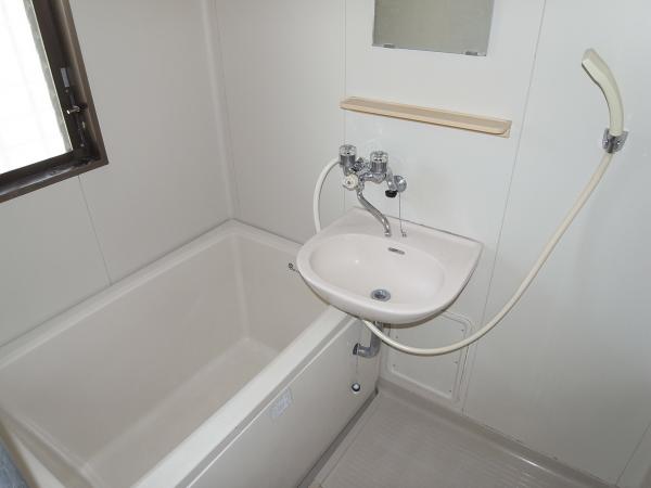 バス・シャワールーム　浴室