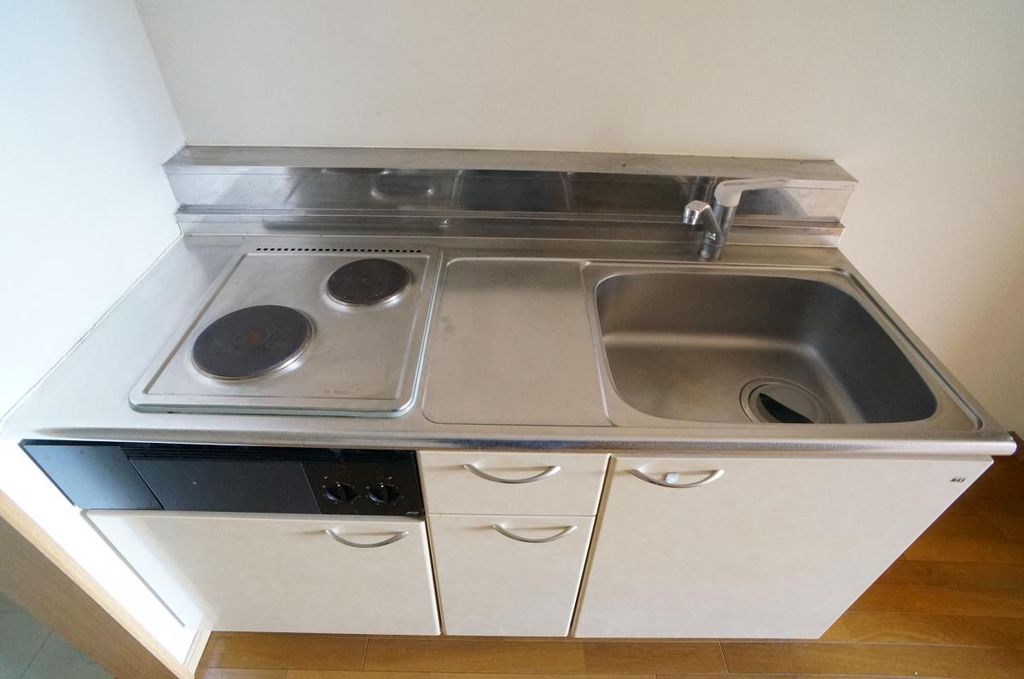 キッチン　他号室。参考写真