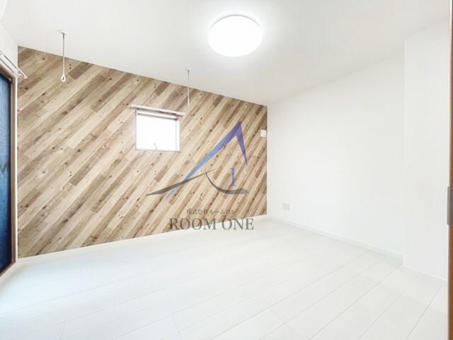 キッチン　洋室のお部屋です。