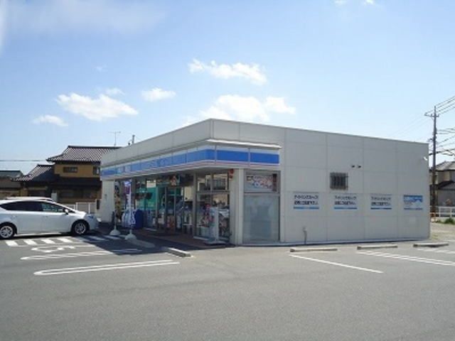 コンビニ　ローソン岡崎北野店（コンビニ）まで800m
