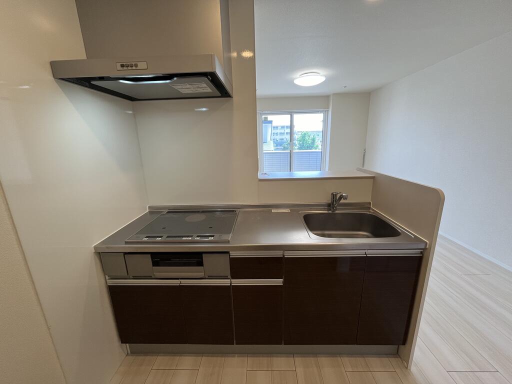 キッチン　※同タイプ写真