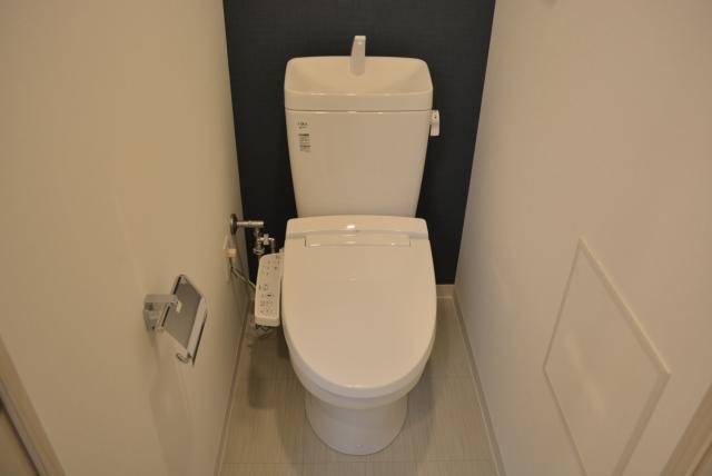 トイレ　ウォシュレットも完備です。