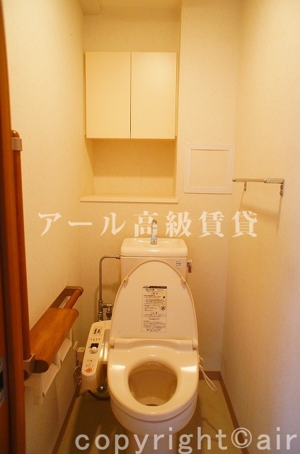 トイレ　参考写真