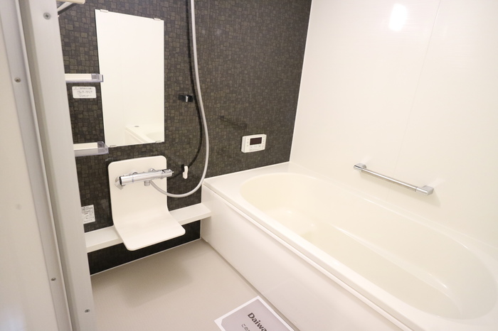 バス・シャワールーム　浴室