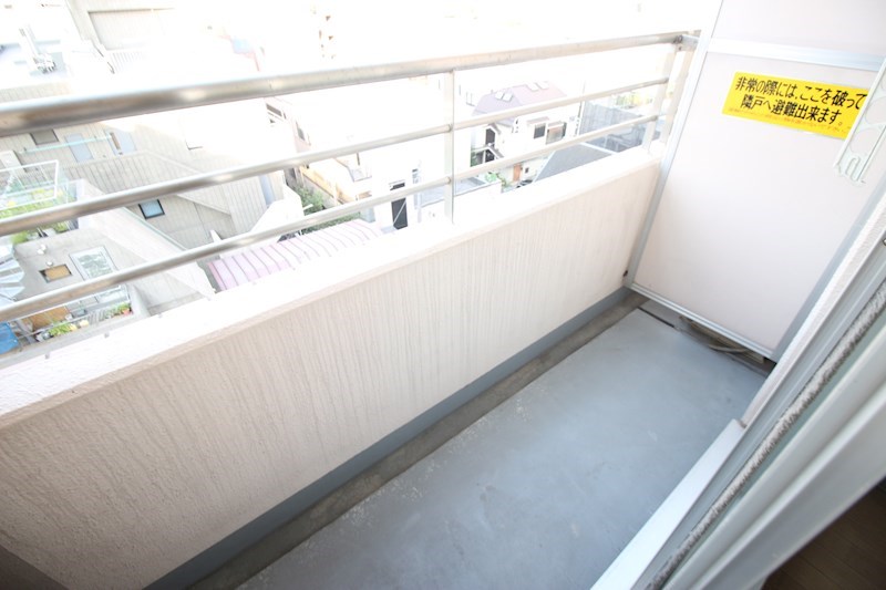 バルコニー　※参考写真（同物件別部屋です）