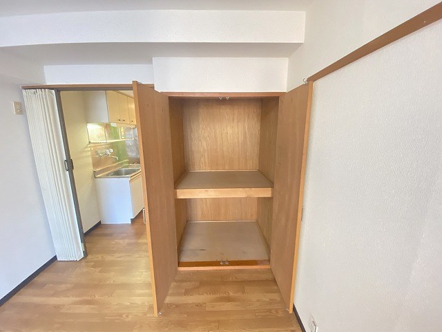 収納