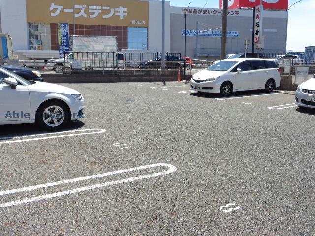 駐車場　駐車場