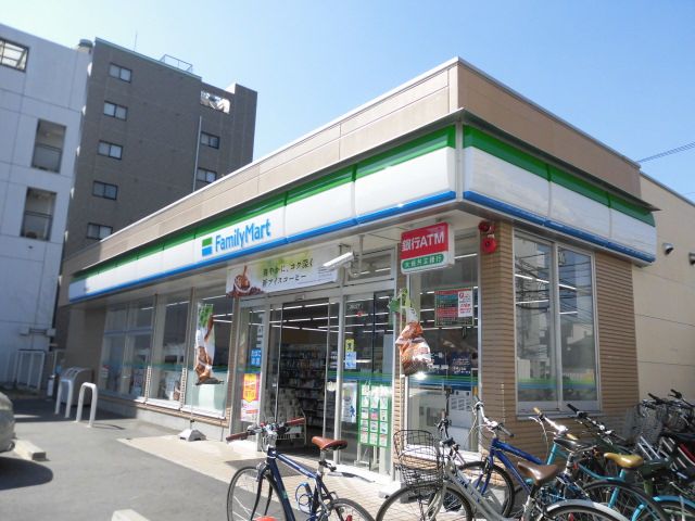 コンビニ　ファミリーマート本山店（コンビニ）まで438m