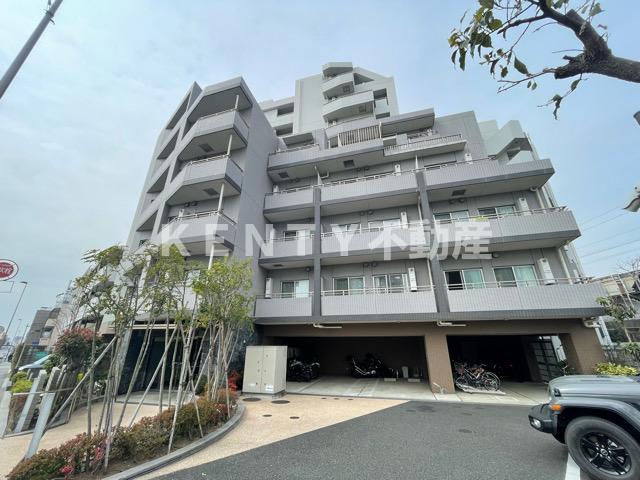 建物外観　外観は落ち着いています