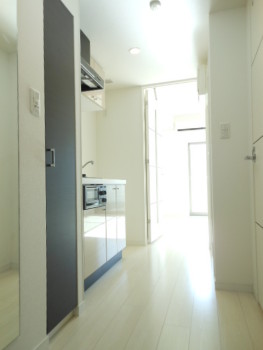 玄関　同タイプ別部屋写真