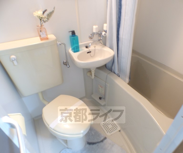 バス・シャワールーム　バスです。