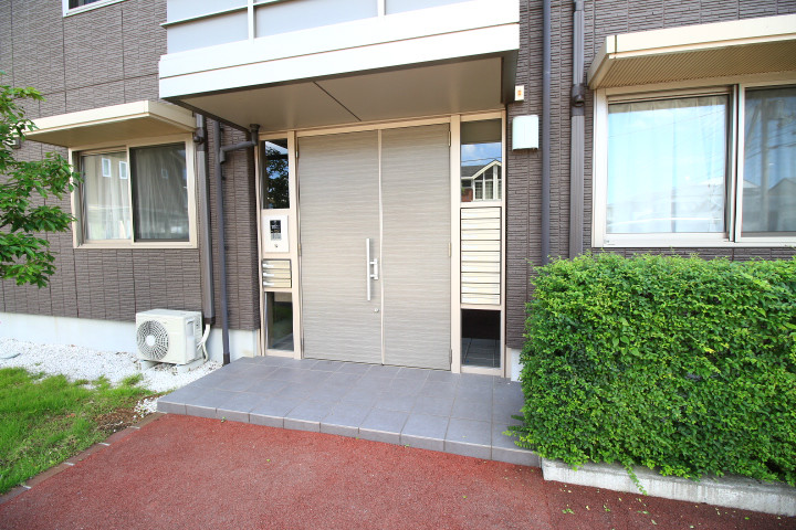 エントランス　オートロック