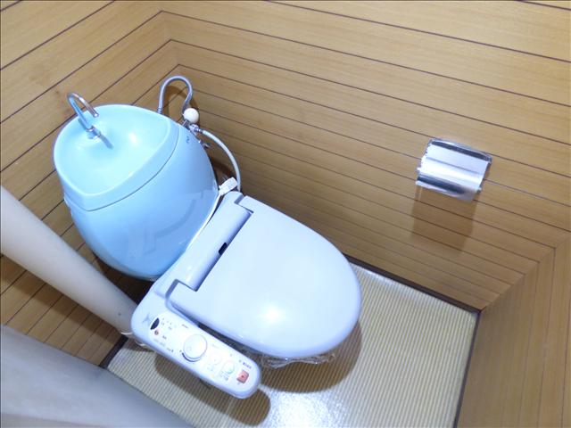 トイレ　ウォシュレット付トイレです。
