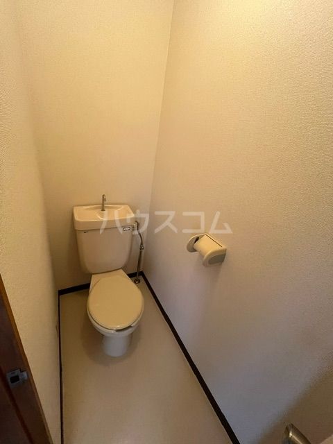 【市川アパルトマンＢ棟のトイレ】