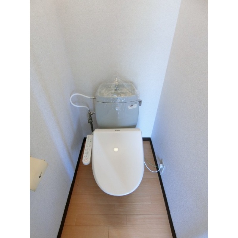 トイレ　図面と現状に相違がある場合には現状を優先