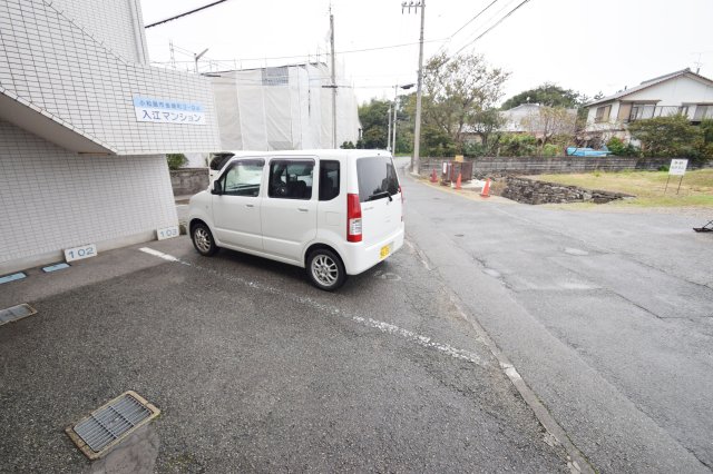 駐車場　駐車スペースもあります