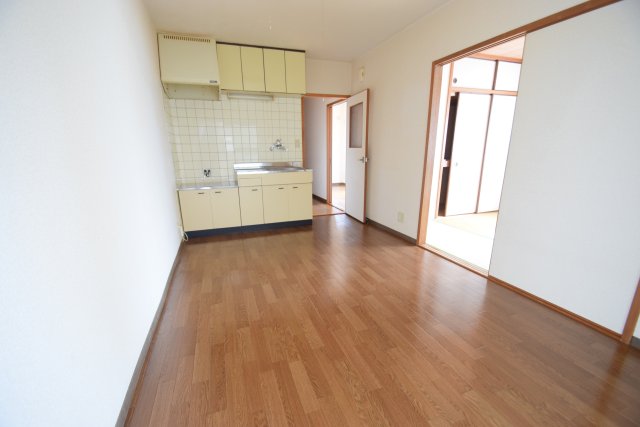 居室・リビング　使いやすい居間です