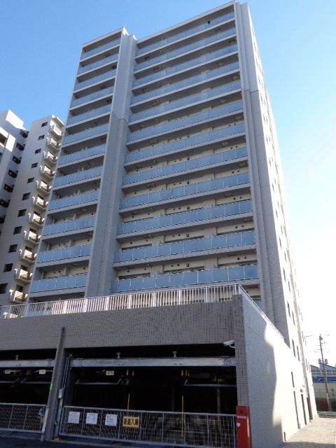 江東区塩浜のマンションの建物外観
