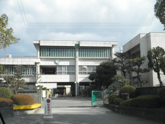 【市原ハイランドビルの小学校】