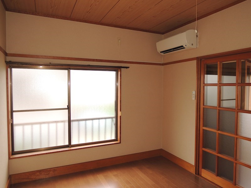 居室・リビング　東と南から太陽いっぱい