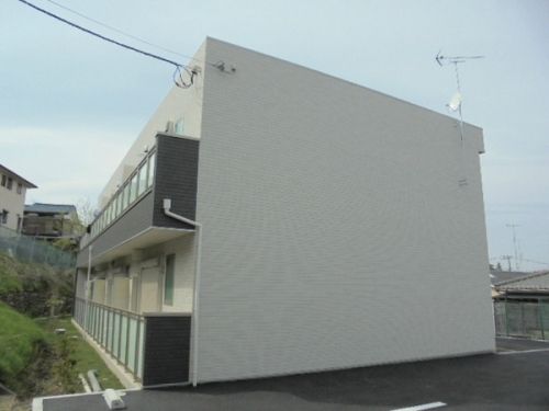 町田市南大谷のアパートの建物外観