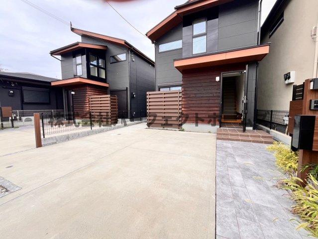 エントランス　清潔なエントランスです